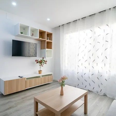 Apartamento Pisos Plaza Paris