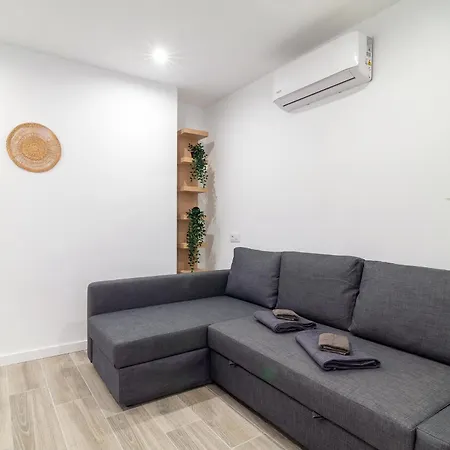 Pisos Plaza Paris Apartamento Lloret de Mar