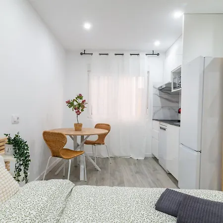 Pisos Plaza Paris Lägenhet Lloret de Mar