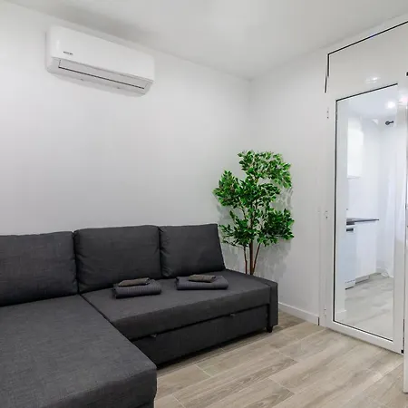 Apartment Pisos Plaza Paris Lloret de Mar