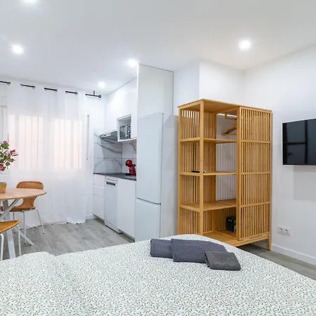 Pisos Plaza Paris Λορέτ Ντε Μαρ